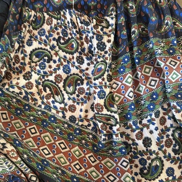 Tienda Ho 60’s Boho Multicolored Mixed Print Ruffled Flounced Vest OS - Picture 10 of 14